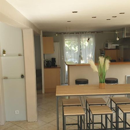 Orteils Au Soleil Jardin Parking Ним Екстериор снимка