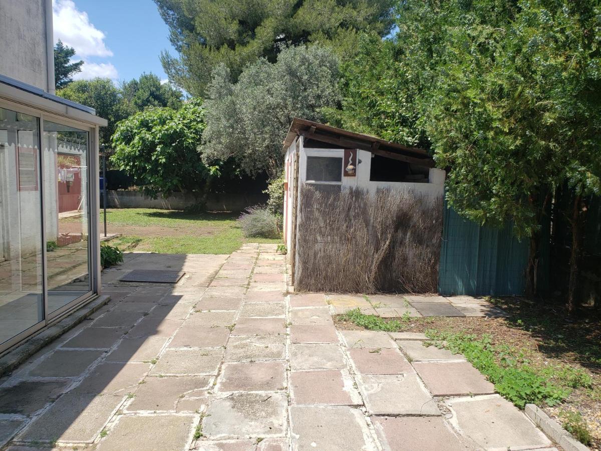 Orteils Au Soleil Jardin Parking Ним Екстериор снимка